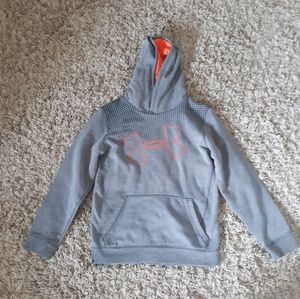 Boys Under Armour sweatshirt